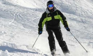  Skiing on black slopes
